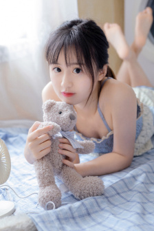 国产亚洲精品久久久久婷婷瑜伽
